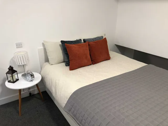 Duplex room image 1
