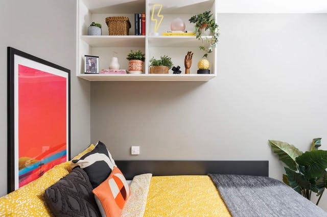 houghall-court-durham-Ensuite Large Standard Double