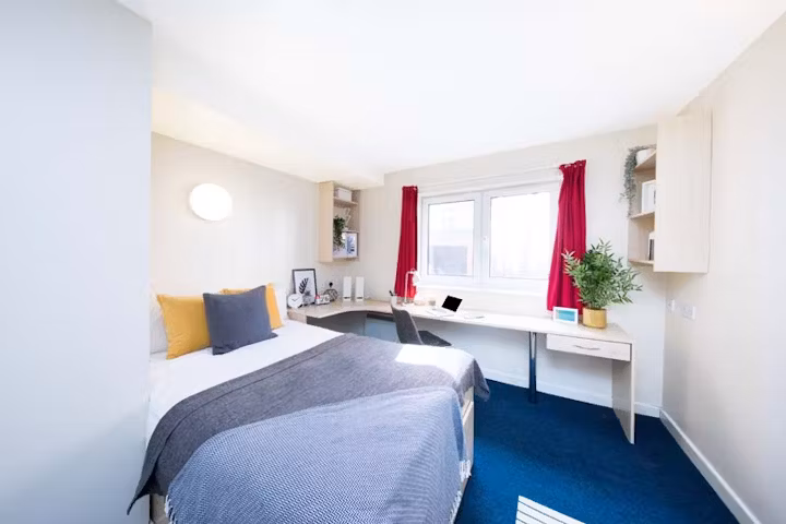 castle-court-leicester-leicester-En-Suite, Premium Range 1-1