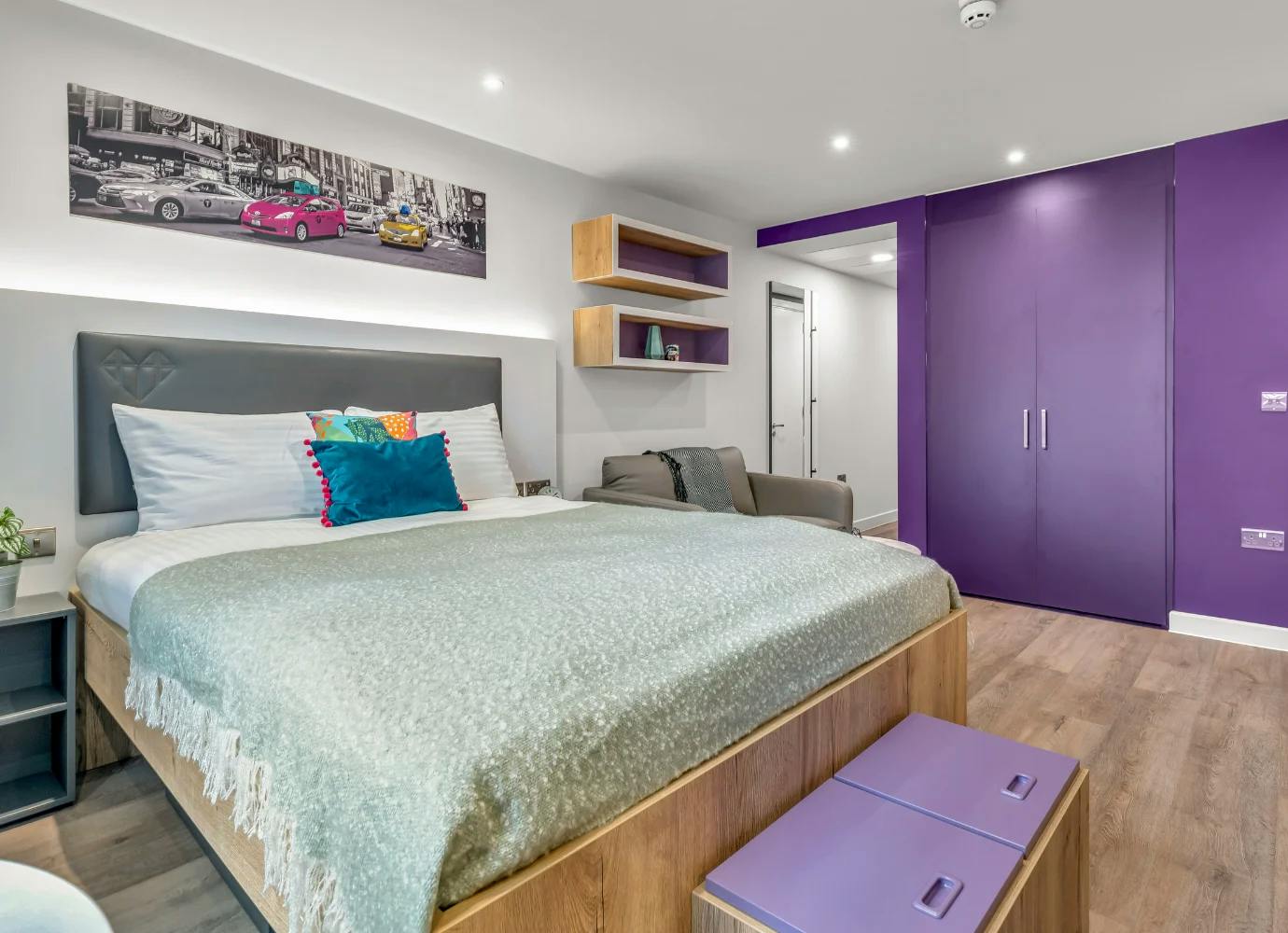 the-bonnie-glasgow-Elegance Apartment