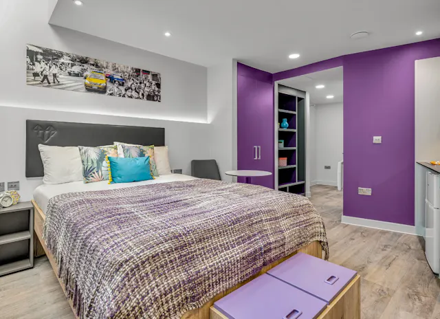 Elegance Elevate Apartment room image 1