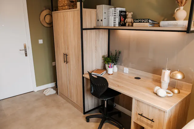 Premium En-Suite room image 2