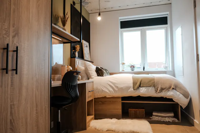 Premium En-Suite room image 1