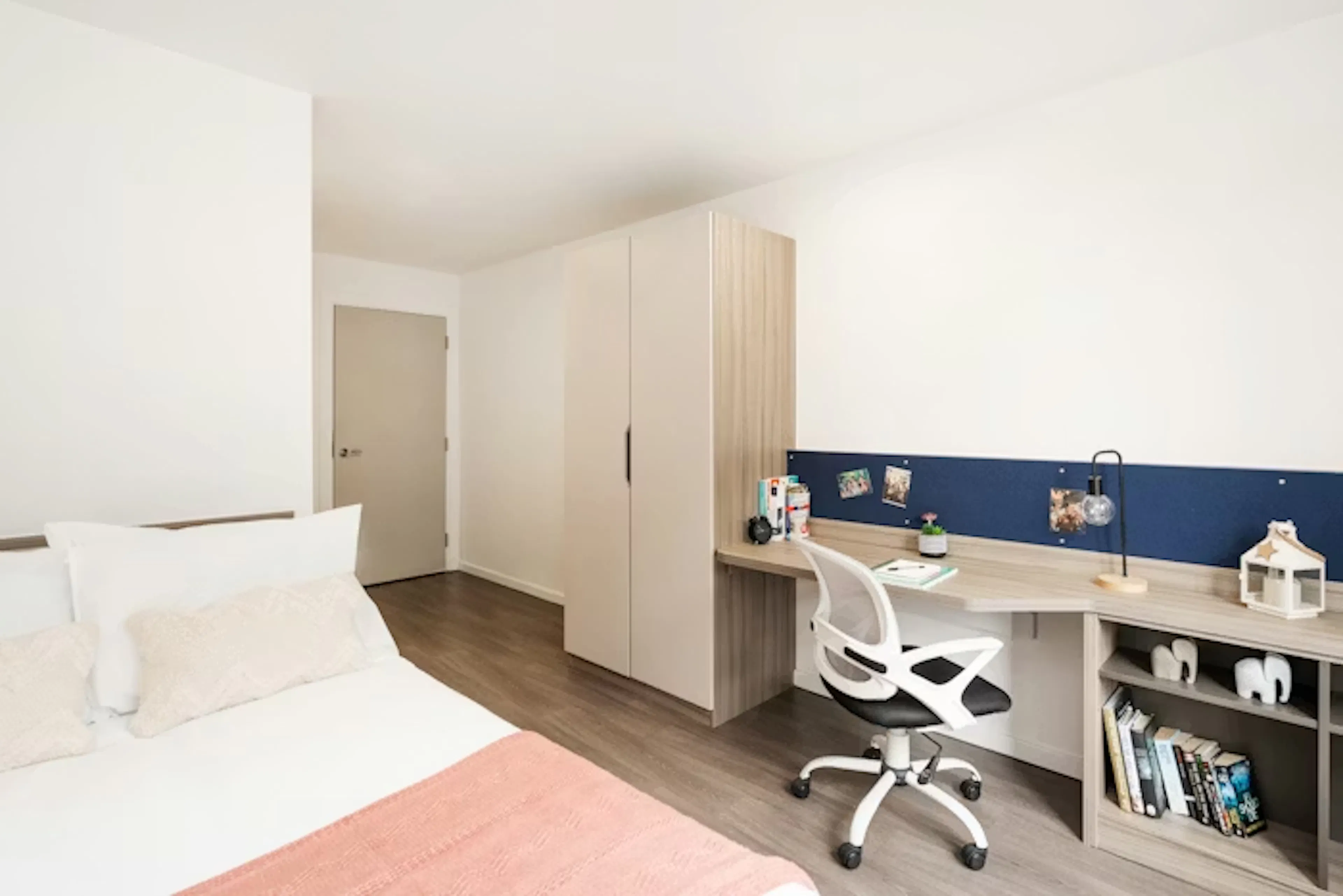 Ensuite ROOM 1