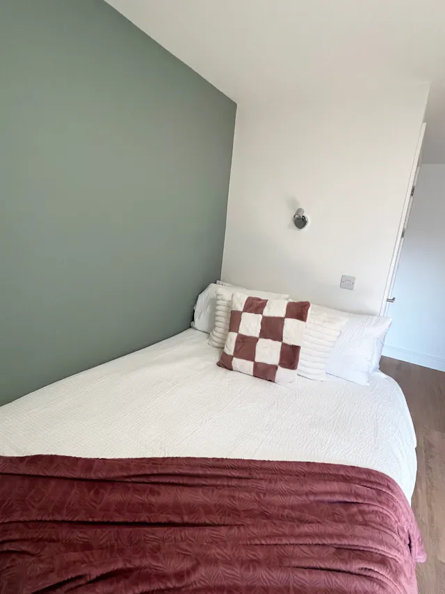 Double Ensuite room image 2