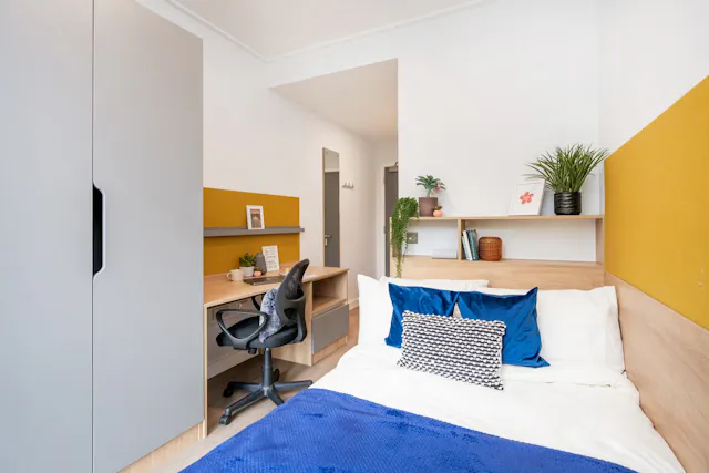 Gold En-Suite room image 1