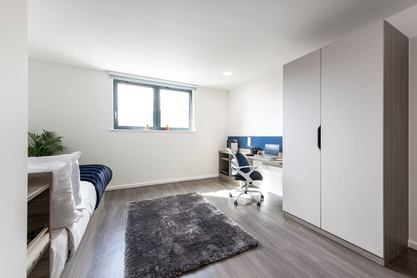 Ensuite Gold Plus