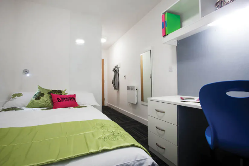 En-suite ROOM 1