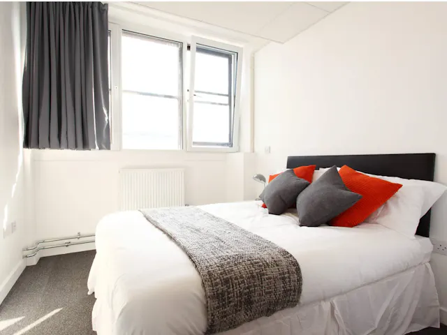 En Suite Club Refurbished room image 4