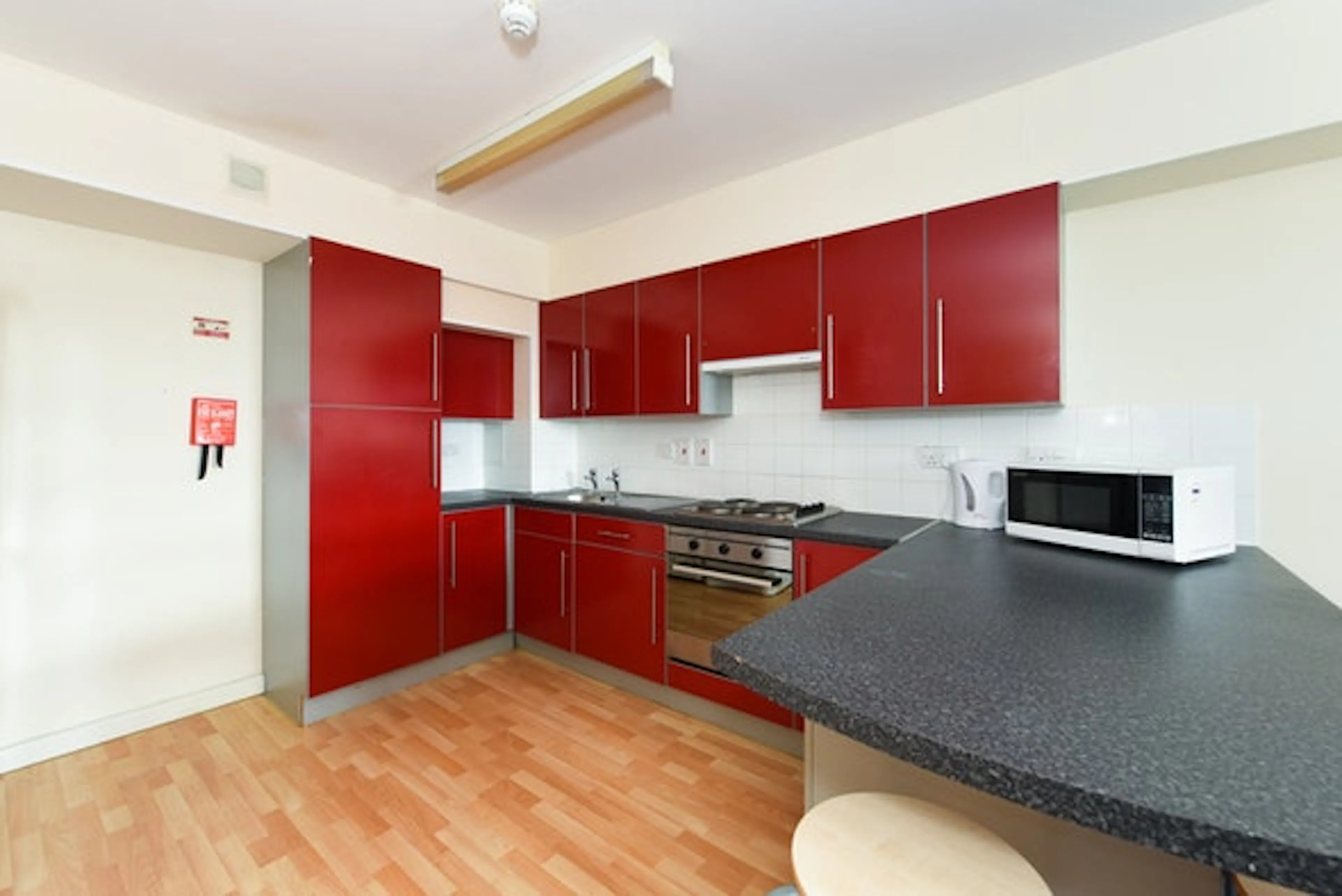 En-suite Premium KITCHEN 2