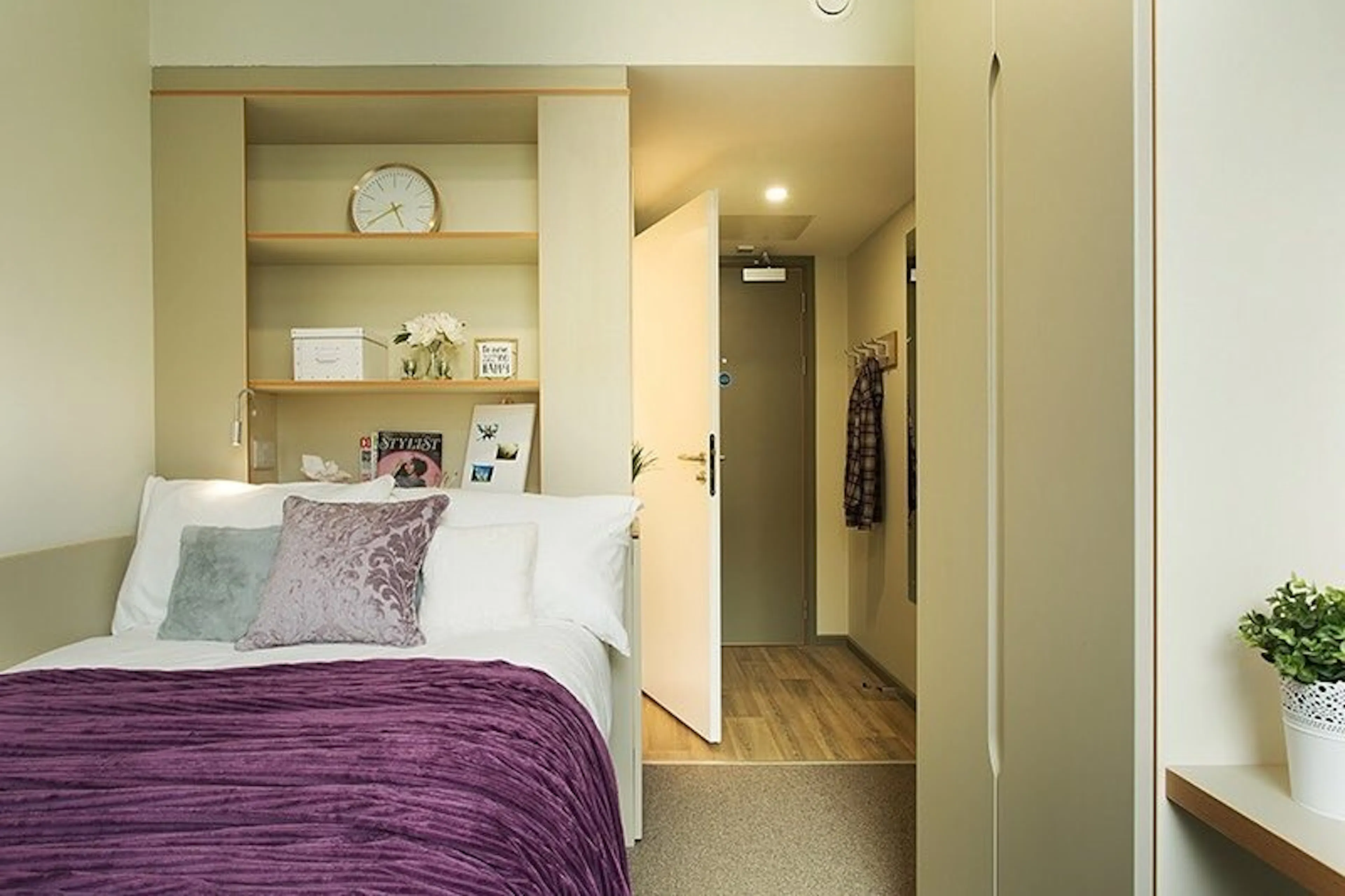 ROOM ROOM 2