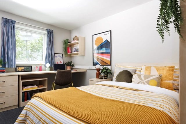 Grand Central-Liverpool-ROOM-1