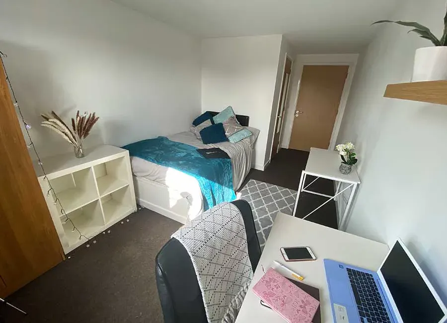 Ensuite Room ROOM 3