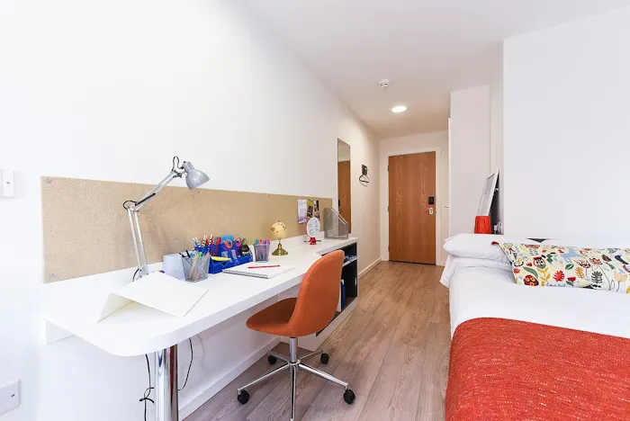 Ensuite Silver - Balcony