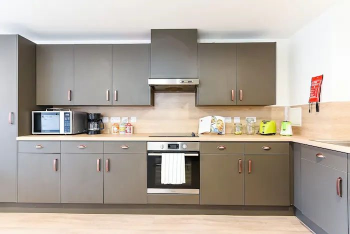 Ensuite gold waterfront
