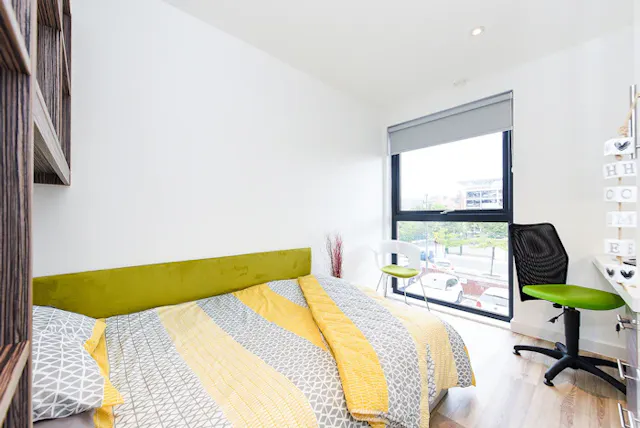 Ensuite room image 1
