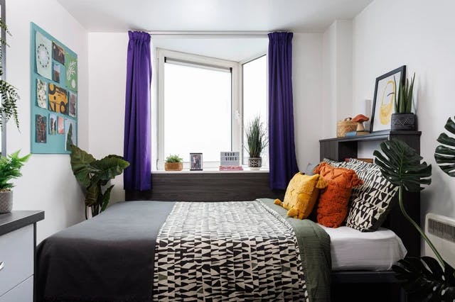 hepworth-lodge-leeds-Ensuite Medium Standard Double