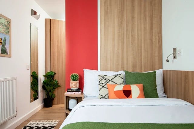 north-lodge-london-Ensuite Large Standard Double