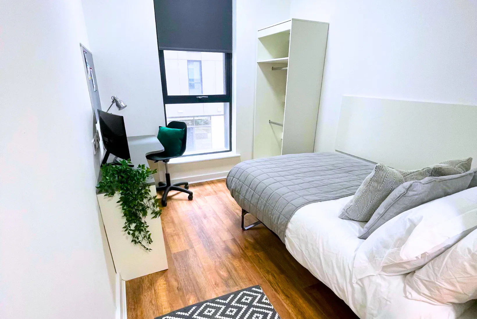 Standard Ensuite ROOM 1