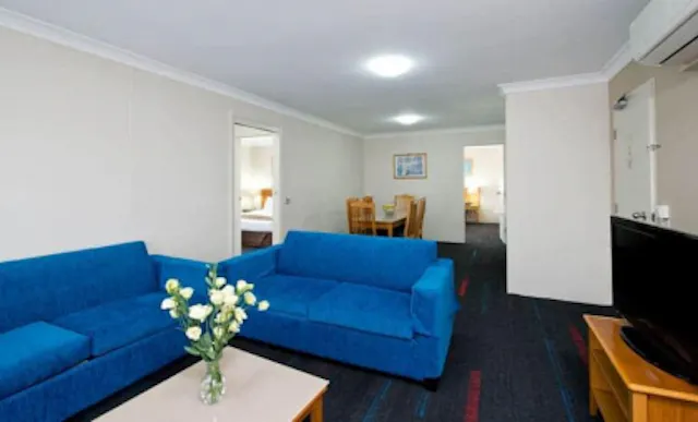 Executive 3 Bedroom Apartment room image 1