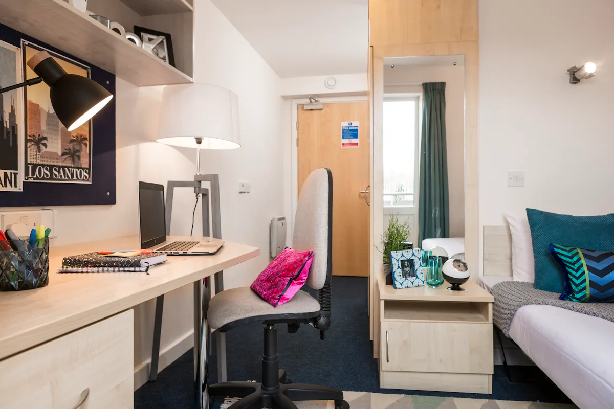 Ensuite ROOM