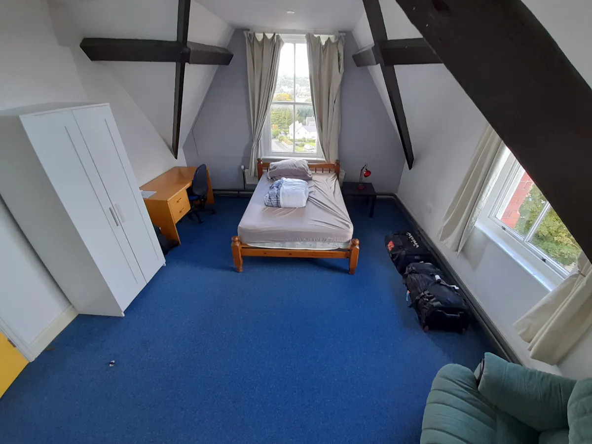 Extra Large Double ROOM