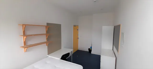 Extra Large Double room image 4