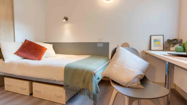 Gold Ensuite Premium room image 1