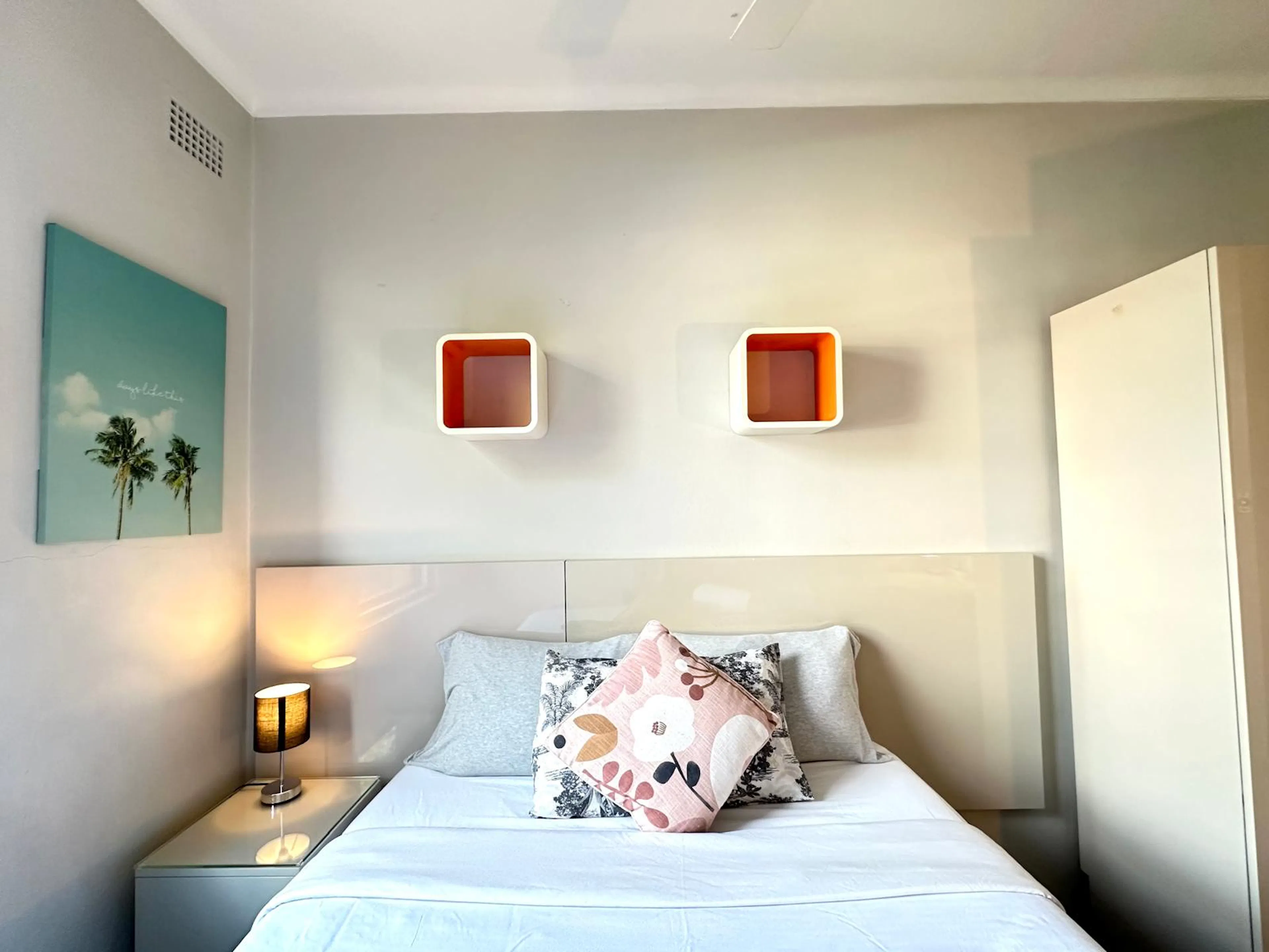 Standard Room - Queen Bed ROOM 3
