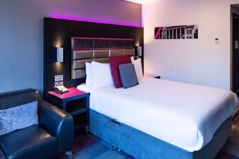 iconinc-nottingham-city-nottingham-ROOM