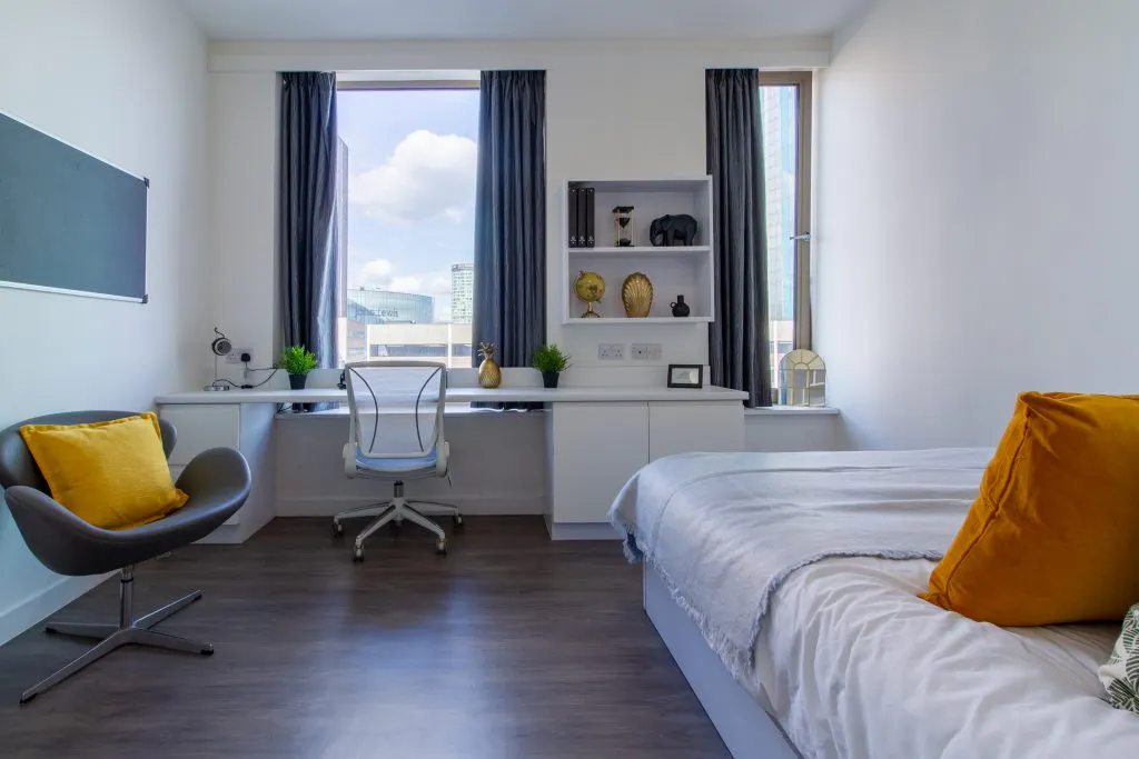 Standard ROOM 3