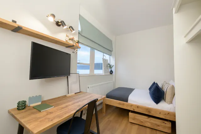 Flat 10 room image 1
