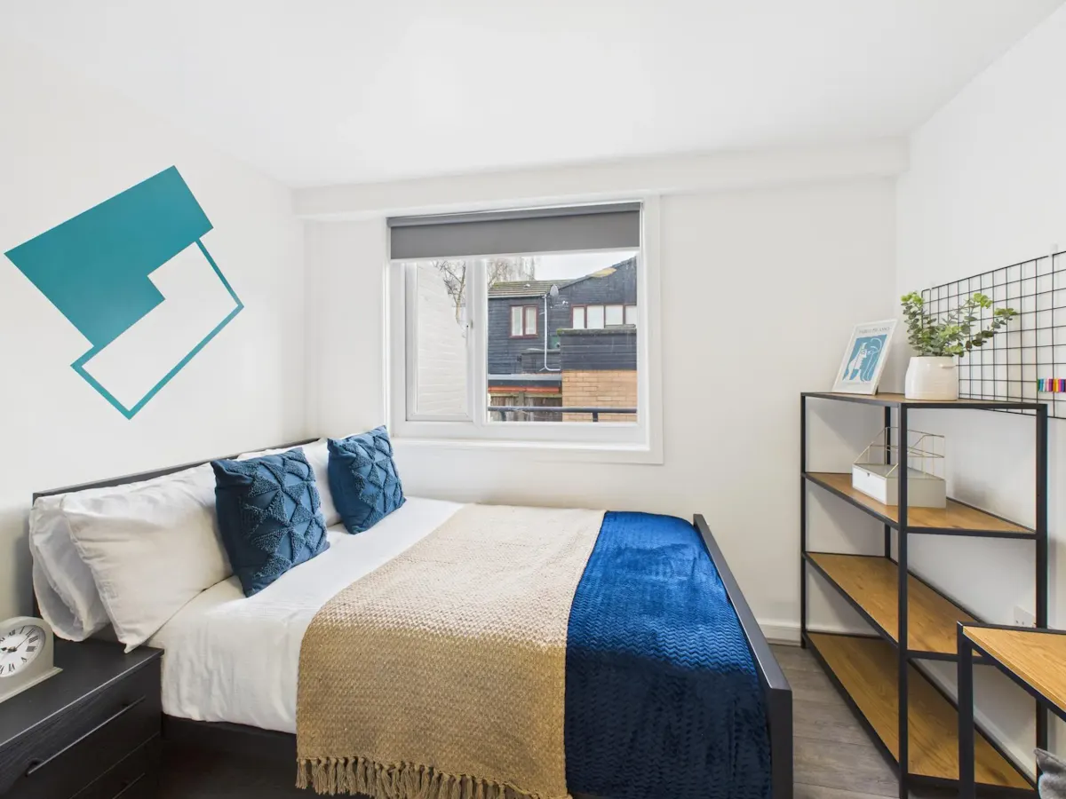 2 Bedroom House Flat 1 ROOM