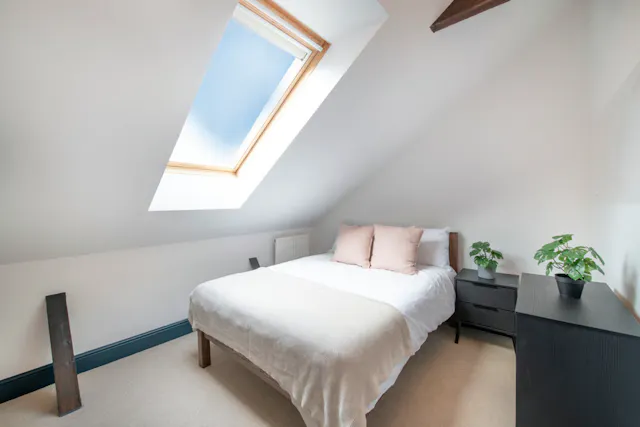 Flat 22 room image 1