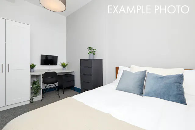 Flat 24 room image 1
