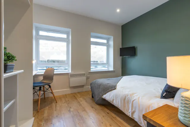 7 Bedroom Apartment room image 1