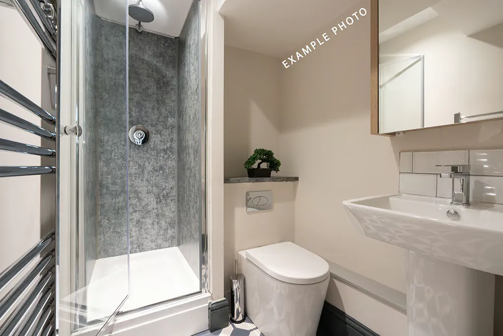 One Bedroom Apartment BATHROOM 2