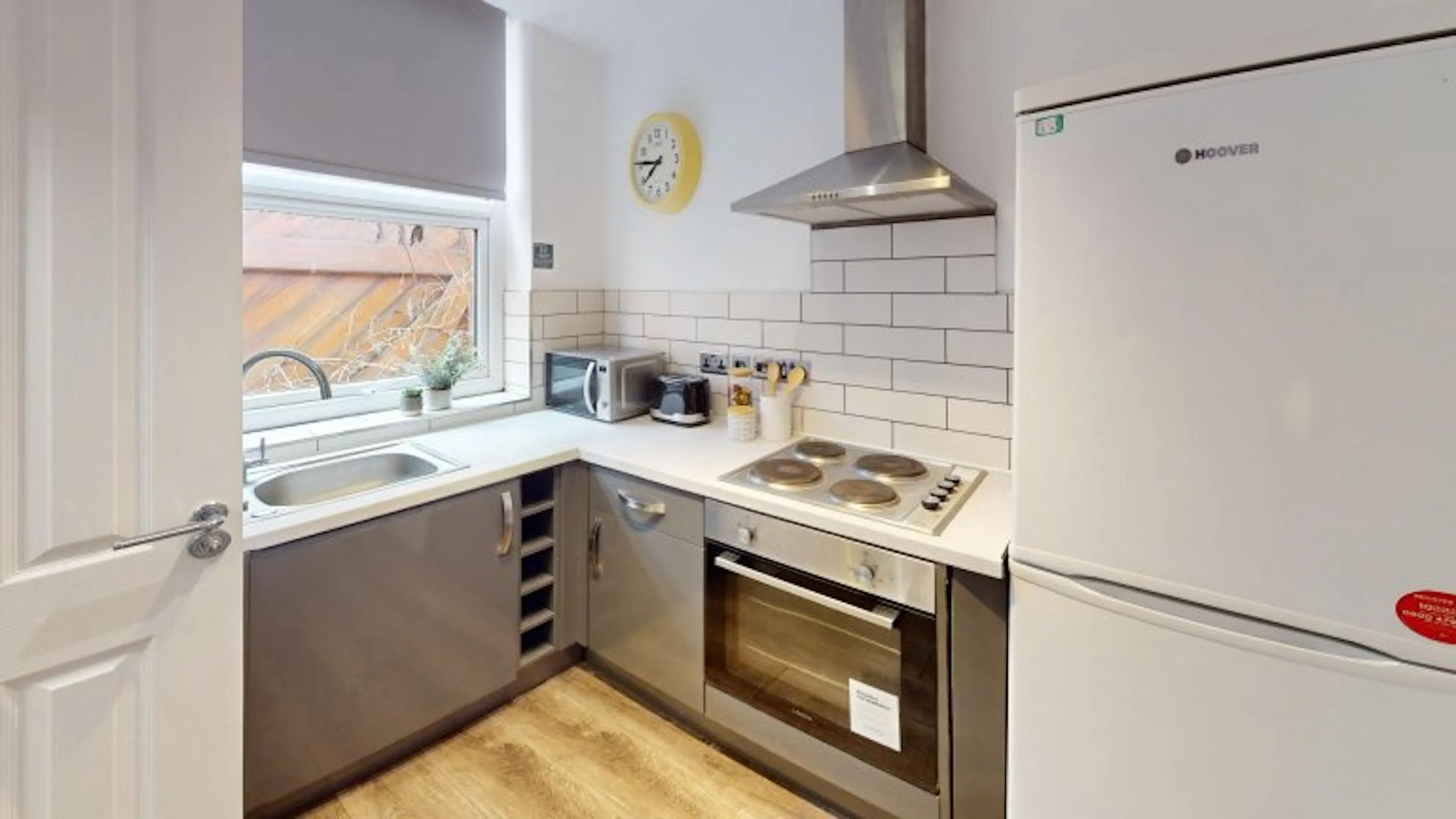 1 Bedroom House - 3 KITCHEN 2