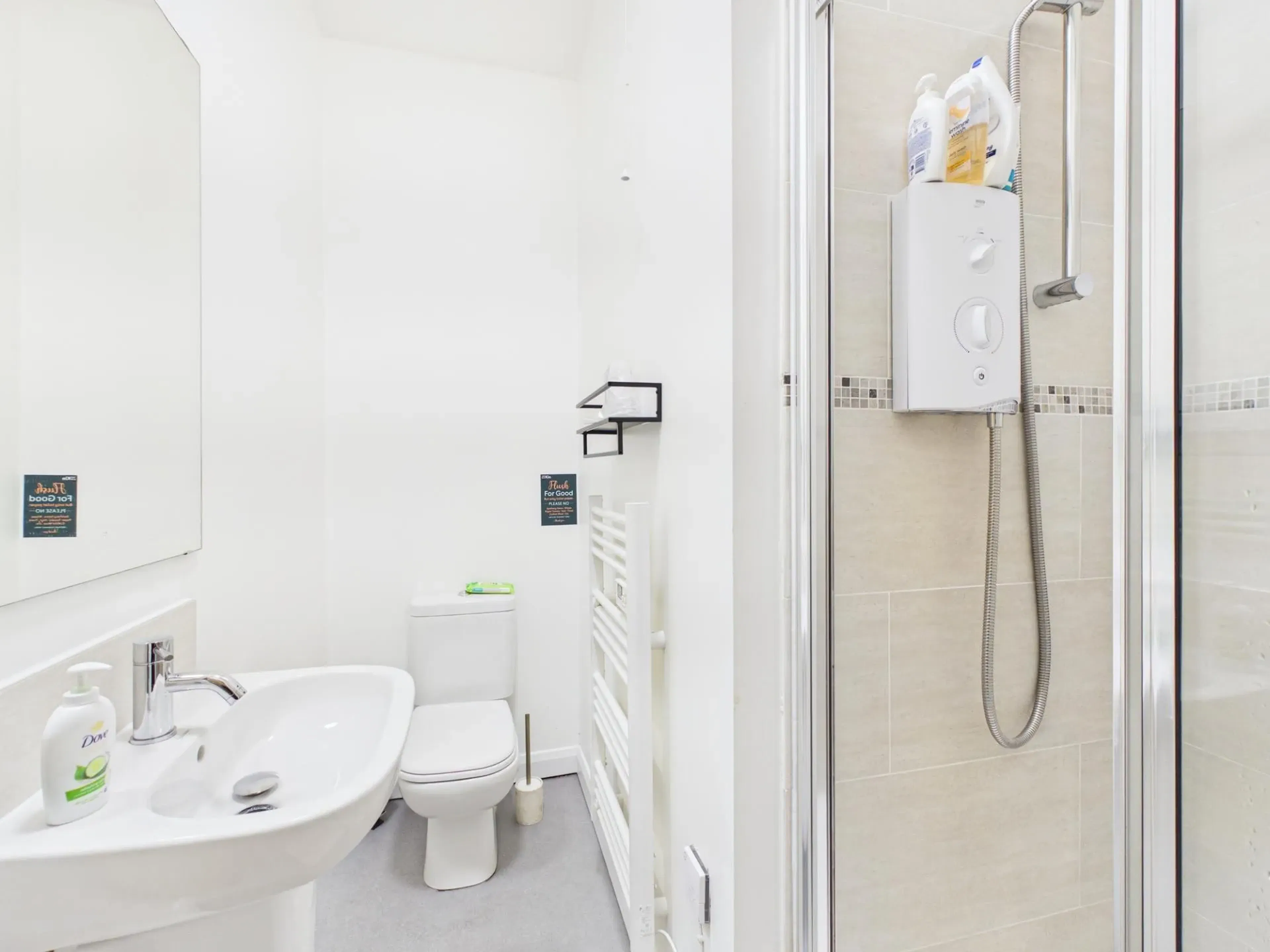 Flat 3, 3 Bedroom House BATHROOM 3