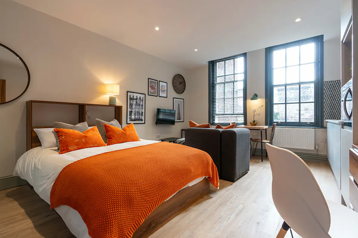 One-Bed Apartment ROOM