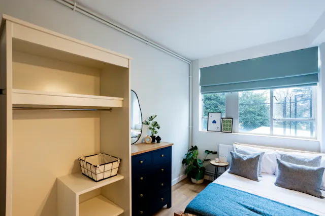 Flat 4 room image 2