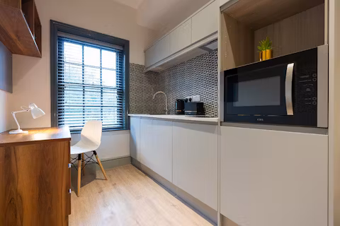 flat-8-1-rodney-street-liverpool-KITCHEN