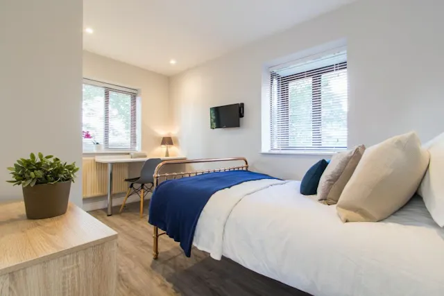 Flat 8 room image 1