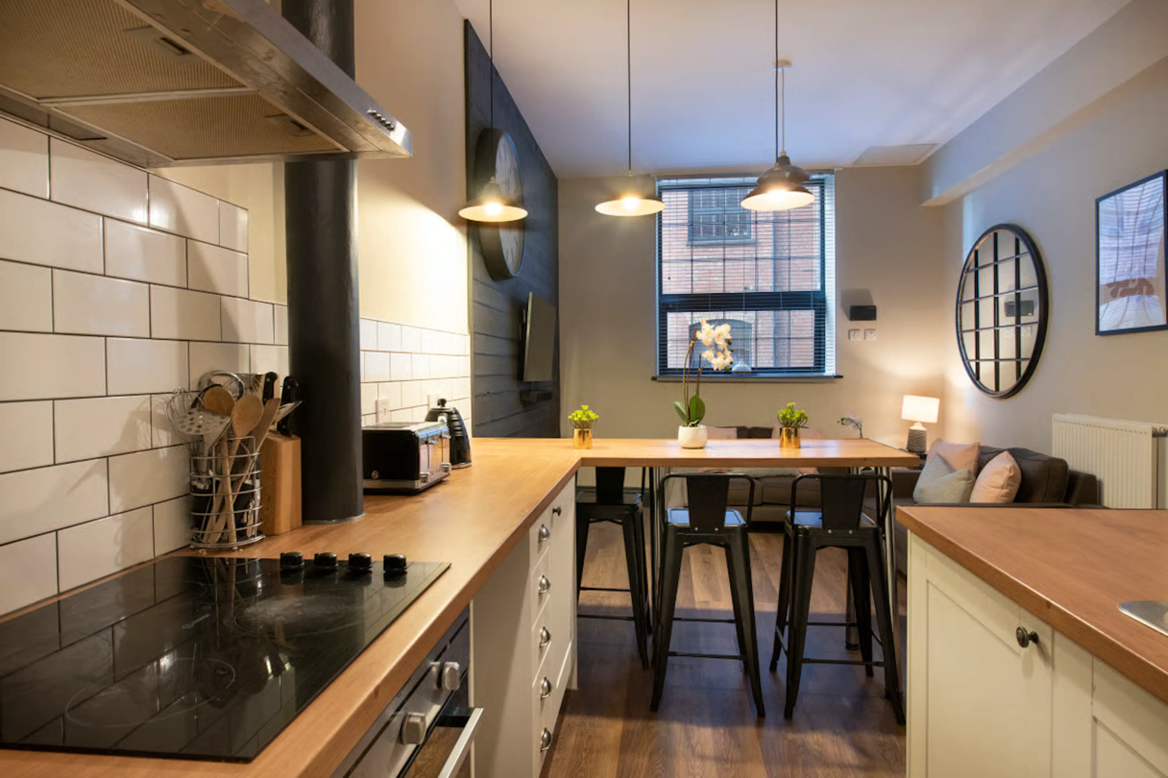 Flat B KITCHEN 1