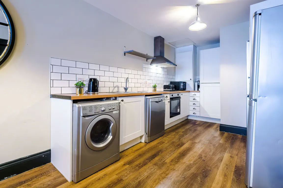Flat N KITCHEN 4