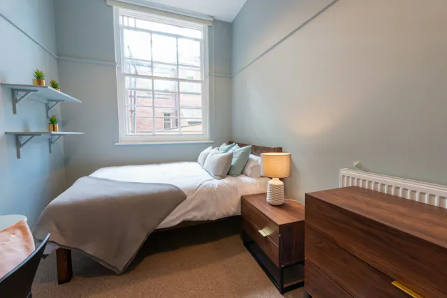 3 Bedroom Apartment room image 1