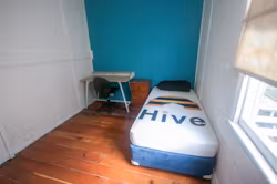 302-kelvin-grove-rd-kelvin-grove-brisbane-Fresh Single Room