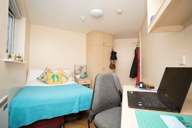 Manchester Court - Gold 2 Bed Apartment