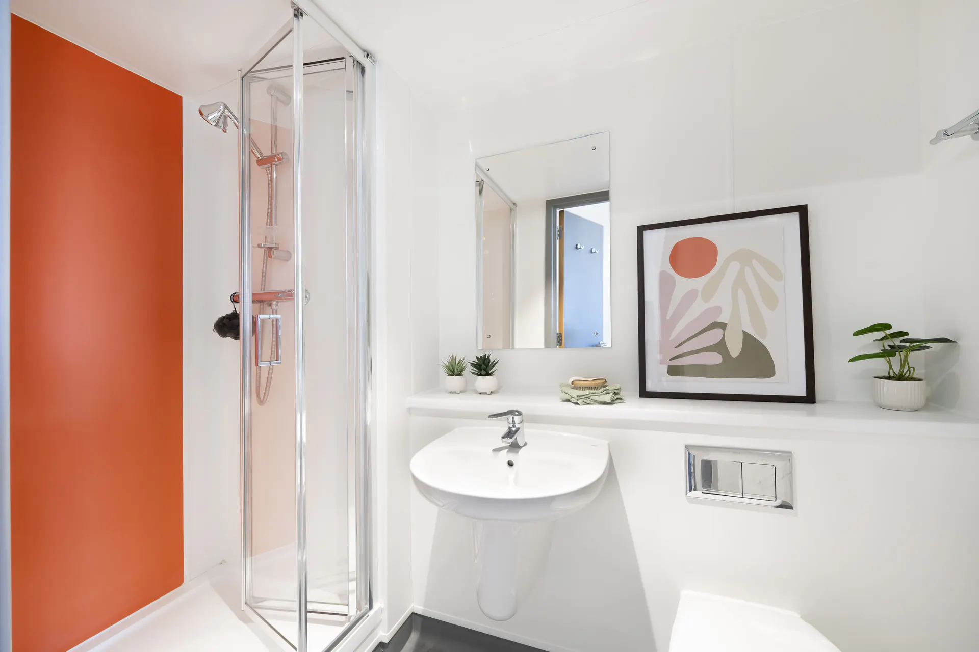Gold Ensuite Upper Level