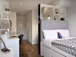 student-castle-bath-bath-Gainsborough